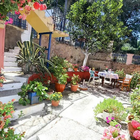 Alexis & Loula דירה Arkadades